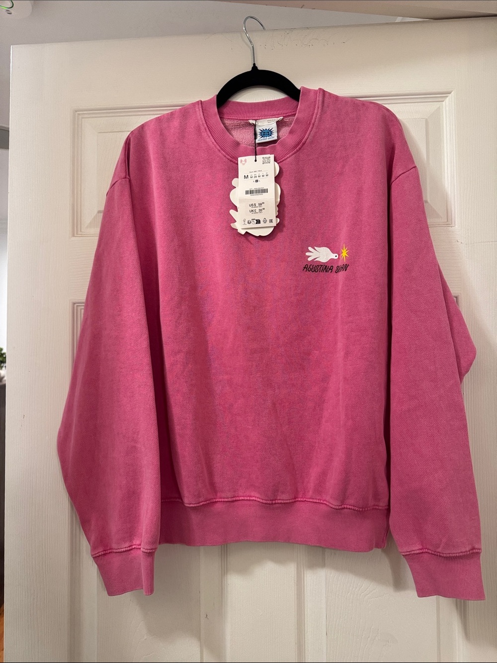 Zara Bright Pink Crewneck Sweatshirt with Small Embroidered Graphic